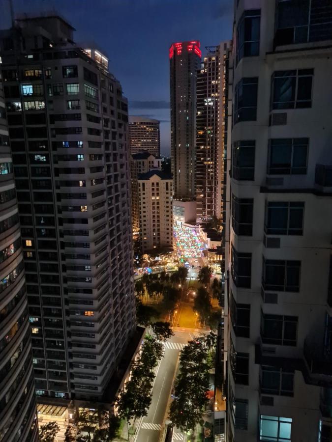 Huge Condo Unit Near Burgos Circle, St Lukes, Shangri-La - P Hamptons T1 Makati City Екстер'єр фото
