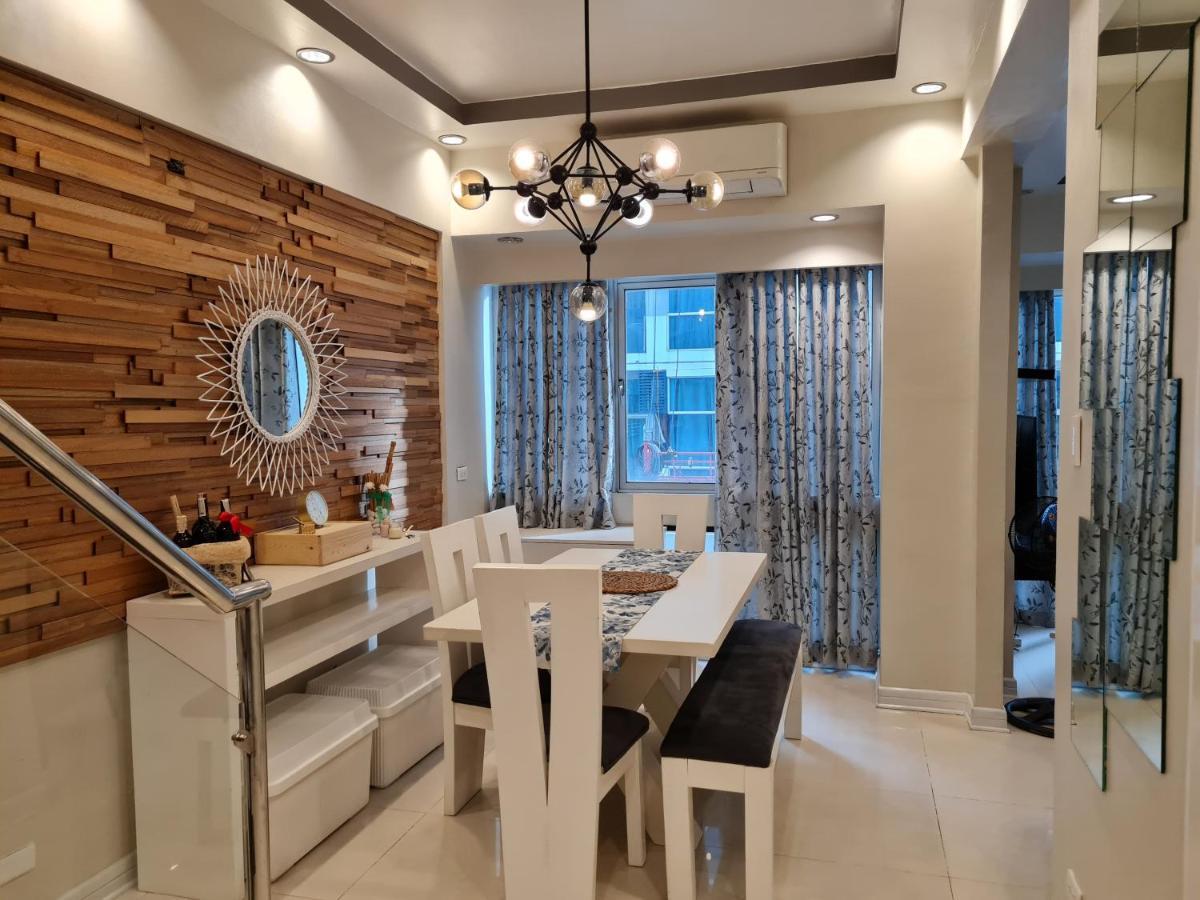 Huge Condo Unit Near Burgos Circle, St Lukes, Shangri-La - P Hamptons T1 Makati City Екстер'єр фото