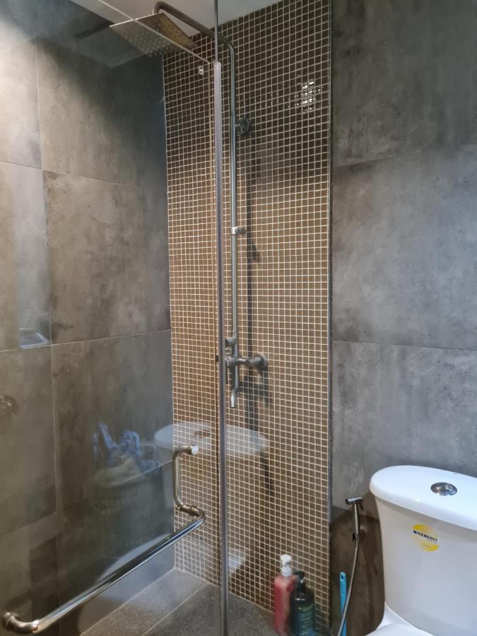 Huge Condo Unit Near Burgos Circle, St Lukes, Shangri-La - P Hamptons T1 Makati City Екстер'єр фото
